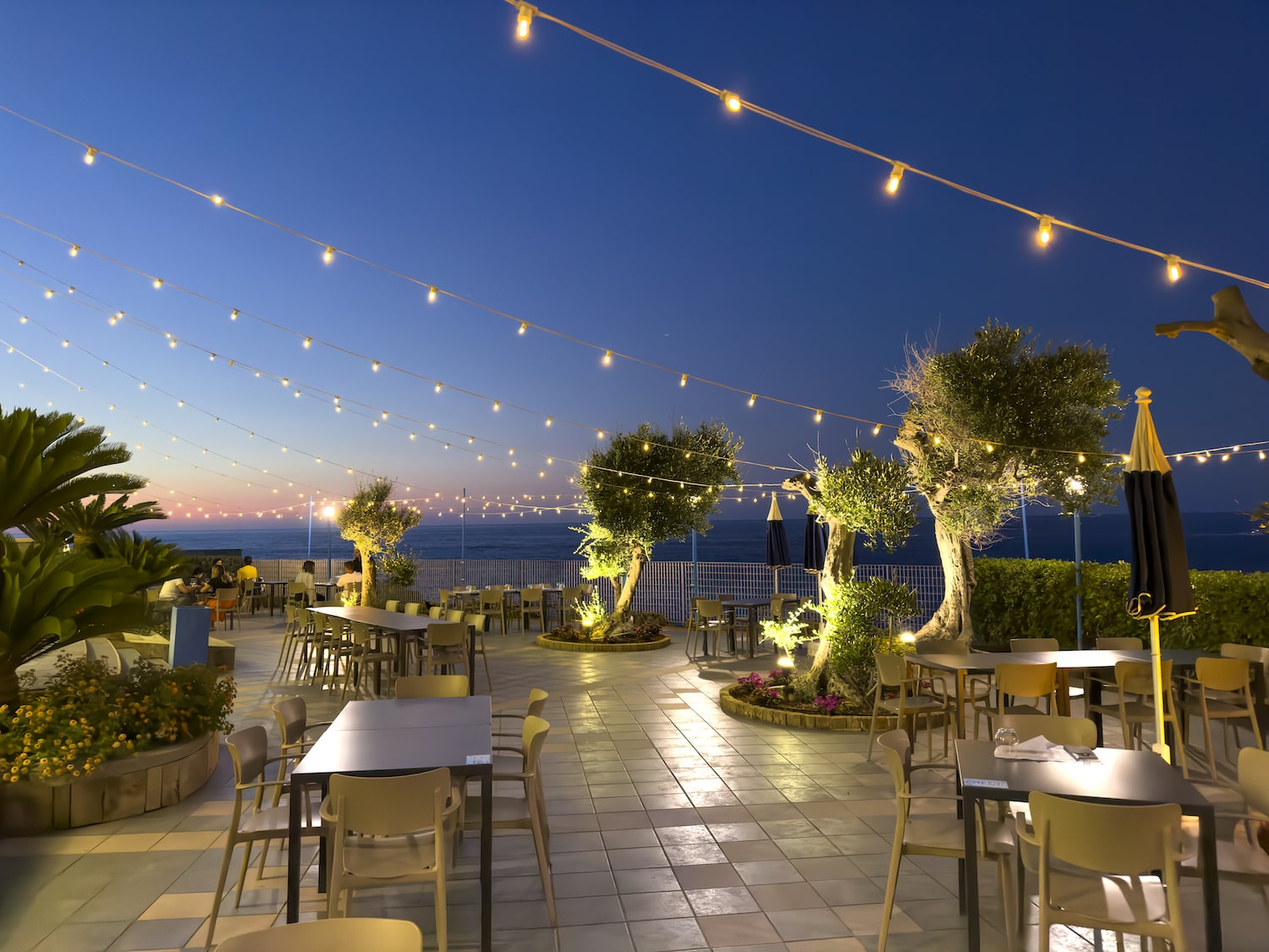 ulivi-sul-mare-ristorante-pizzeria-monopoli-polignano-cala-corvino-resort-puglia7-min