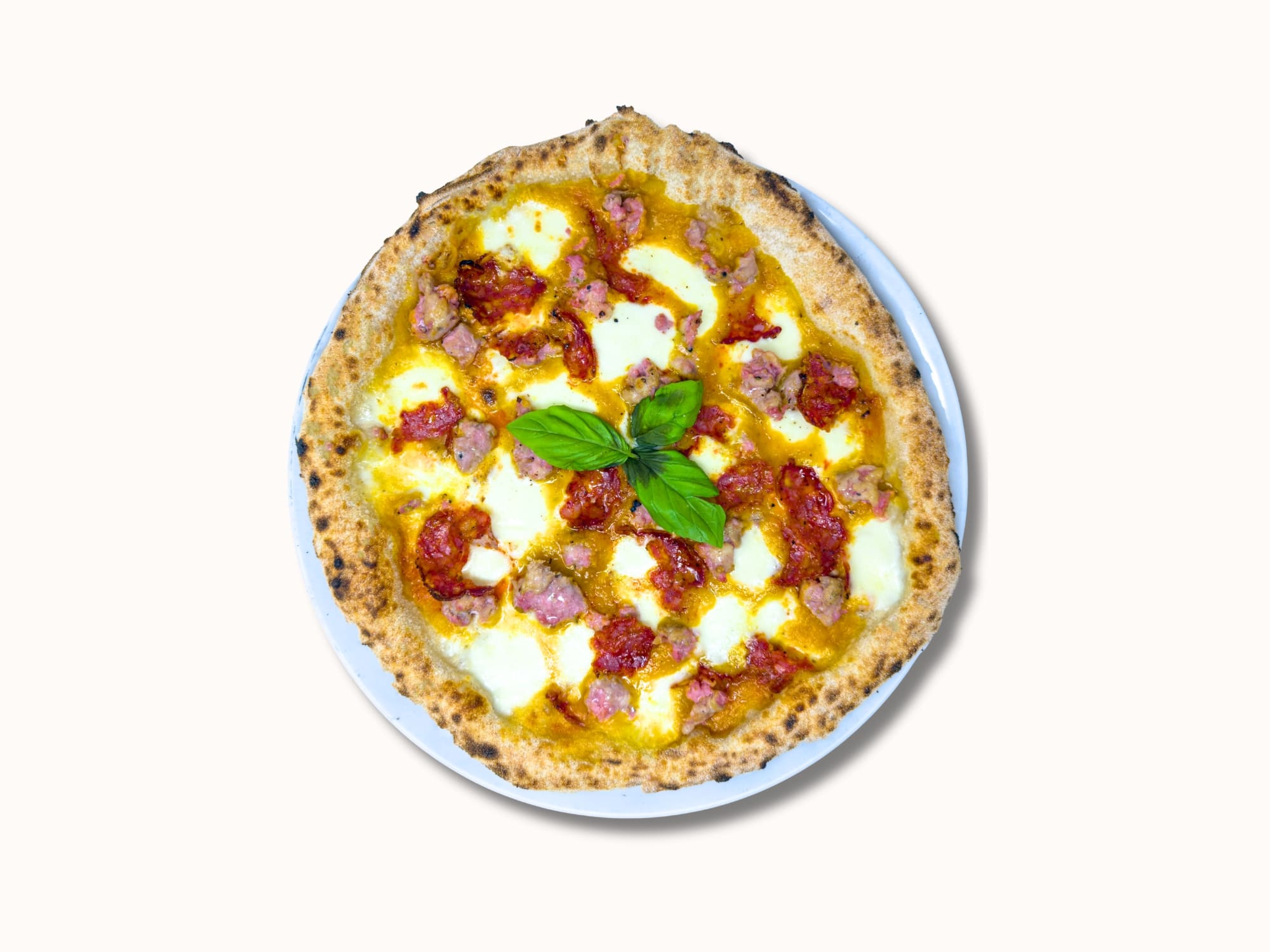 Pizza con crema di zucca, salsiccia sbriciolata, salame piccante e mozzarella a Cala Corvino