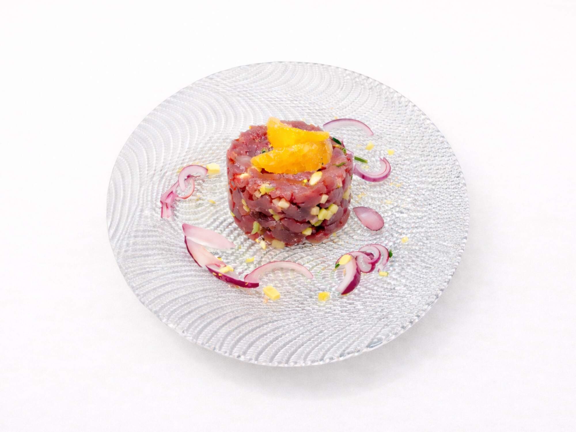Tartare di tonno servita al Ristorante Ulivi sul Mare di Cala Corvino
